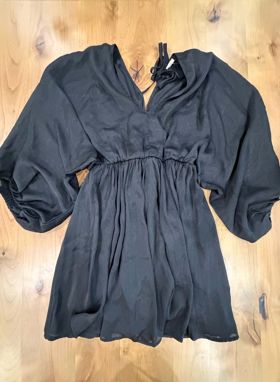 Jodifl Black Satin V-Neck Puff Sleeve Smocked Waist Mini Dress Medium